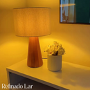 Abajur de Mesa Moderno com Madeira - Refinado Lar