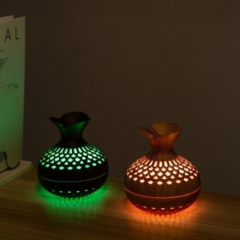 Mini Umidificador LED Vaso de Madeira - Refinado Lar