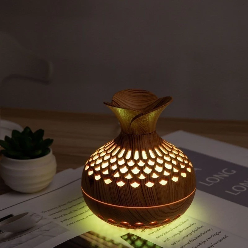 Mini Umidificador LED Vaso de Madeira - Refinado Lar